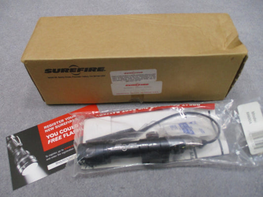 SureFire M600A Scout Light 100 Lumen 6V w/ Pressure Switch NOS Rail Mounted