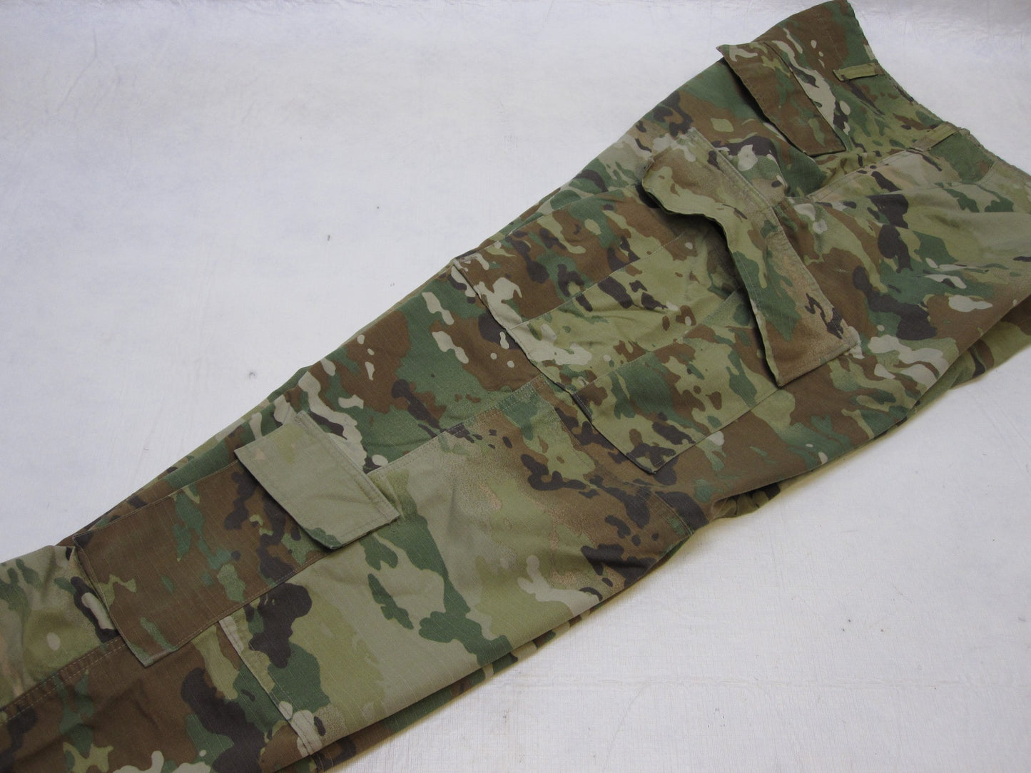 NWOT MULTICAM OCP SCORPION PANTS MEDIUM/LONG TROUSER BOTTOMS NORMAL MATERIAL