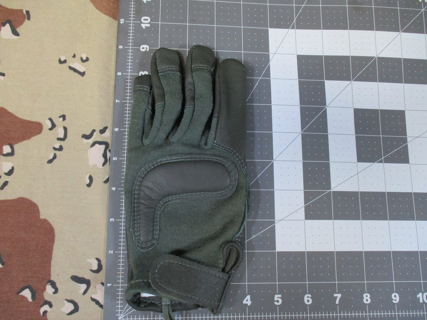 New HWI Gear Combat Gloves Type II Capacitive USGI Military Issue Size Medium