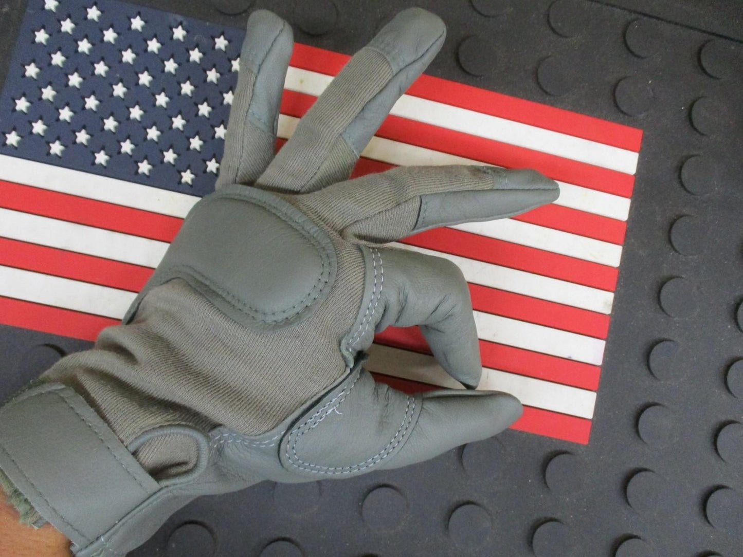 NEW US ARMY COMBAT GLOVE CUT/FIRE RESISTANT LARGE FOLIAGE HATCH HWI TYPE II