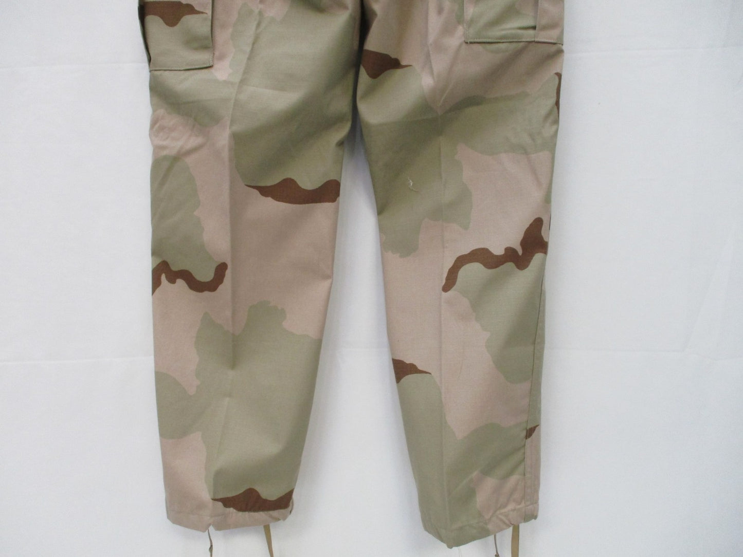 USGI MILITARY DESERT CAMOUFLAGE CARGO PANTS DCU ARMY CAMO MEDIUM/REGULAR SUMMER