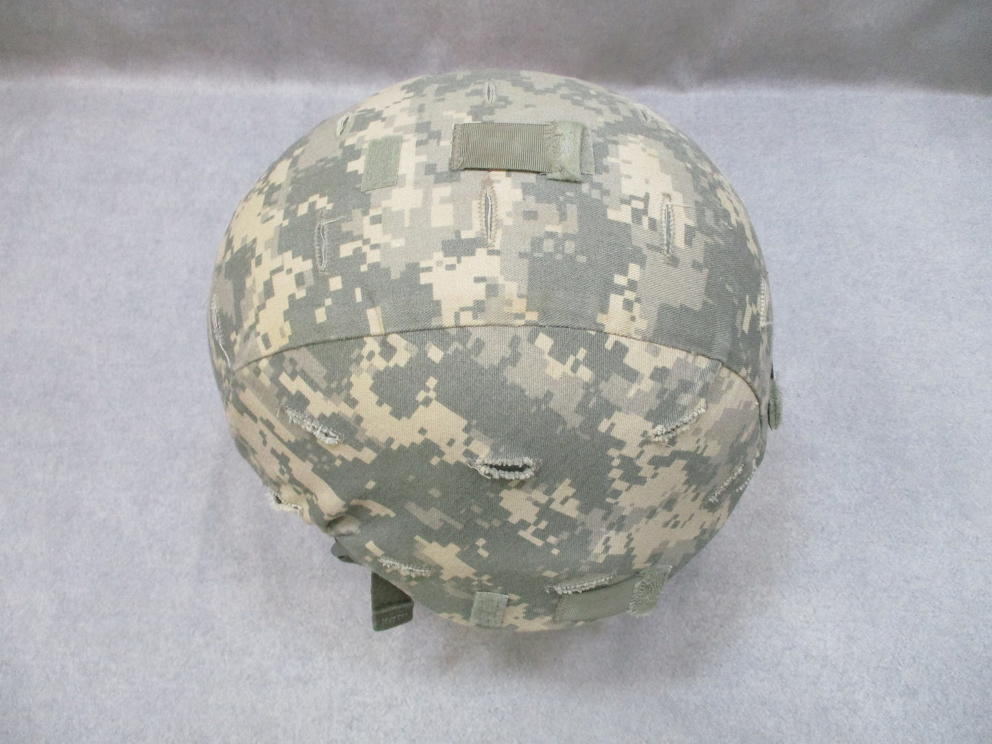 ACH Advanced Combat Helmet Size Medium Foliage Green w/ Pads Chinstrap Ballistic