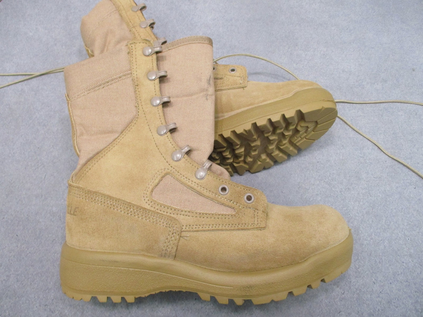 New Belleville 340DES Hot Weather Combat Boots Tan Suede Nylon US Made Size 7.5R