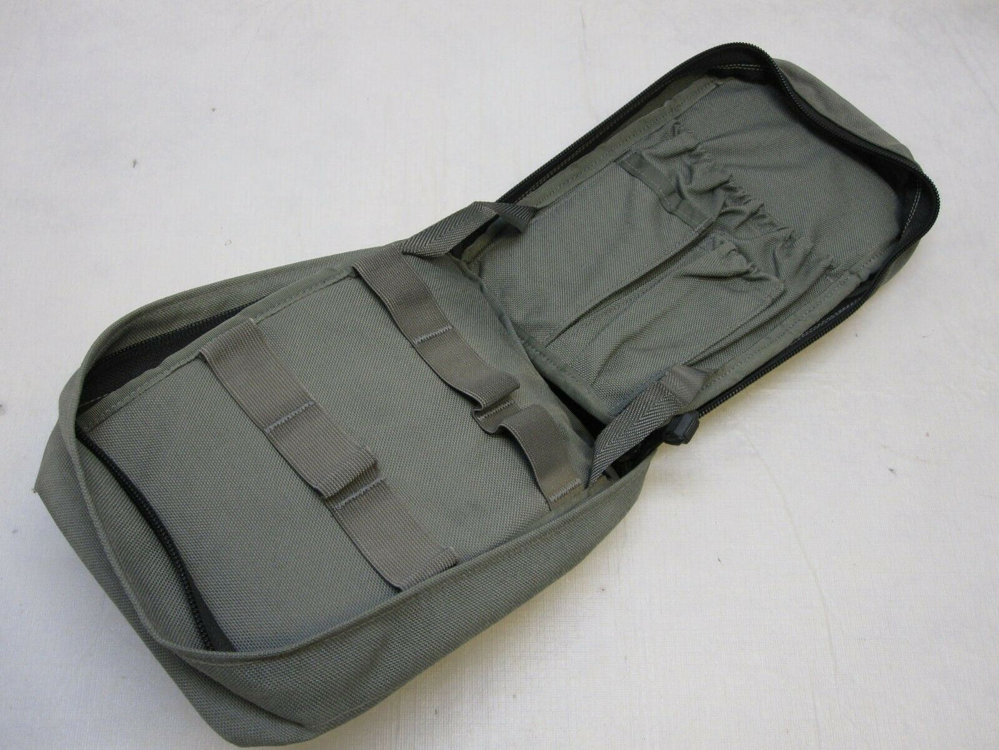 NEW AVON MILITARY GAS MASK FILTER MOLLE POUCH M50 FOLIAGE EMT UTILITY HOLDER