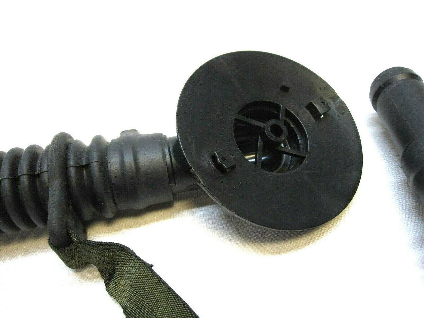 AVON M50 GAS MASK EXTENSION HOSE ASSEMBLY REPLACEMENT PARTS 4720-01-528-9285