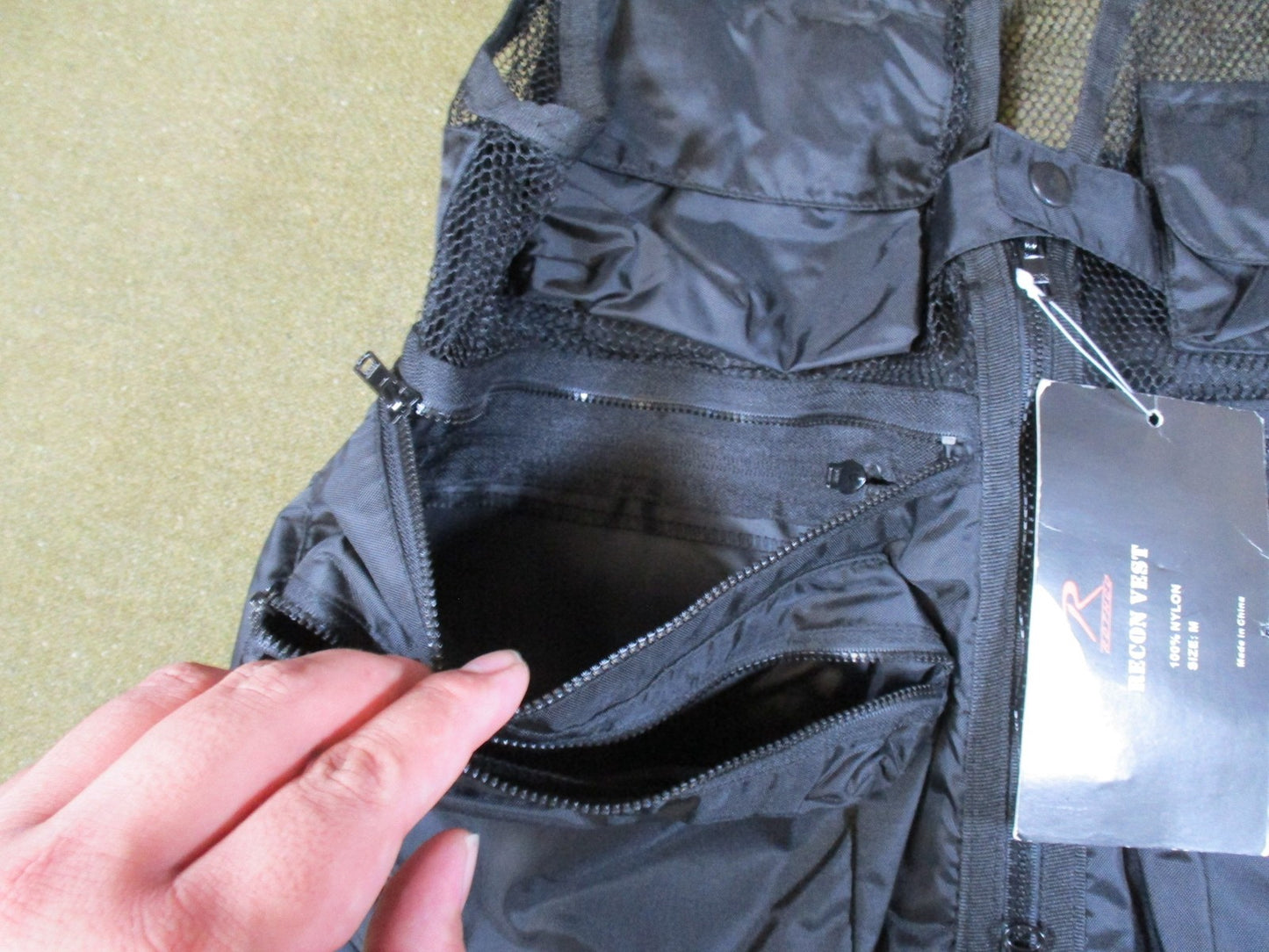 New Recon Tactical Utility Vest Black Size M Multi-Pocket Mesh Fishing Hunting