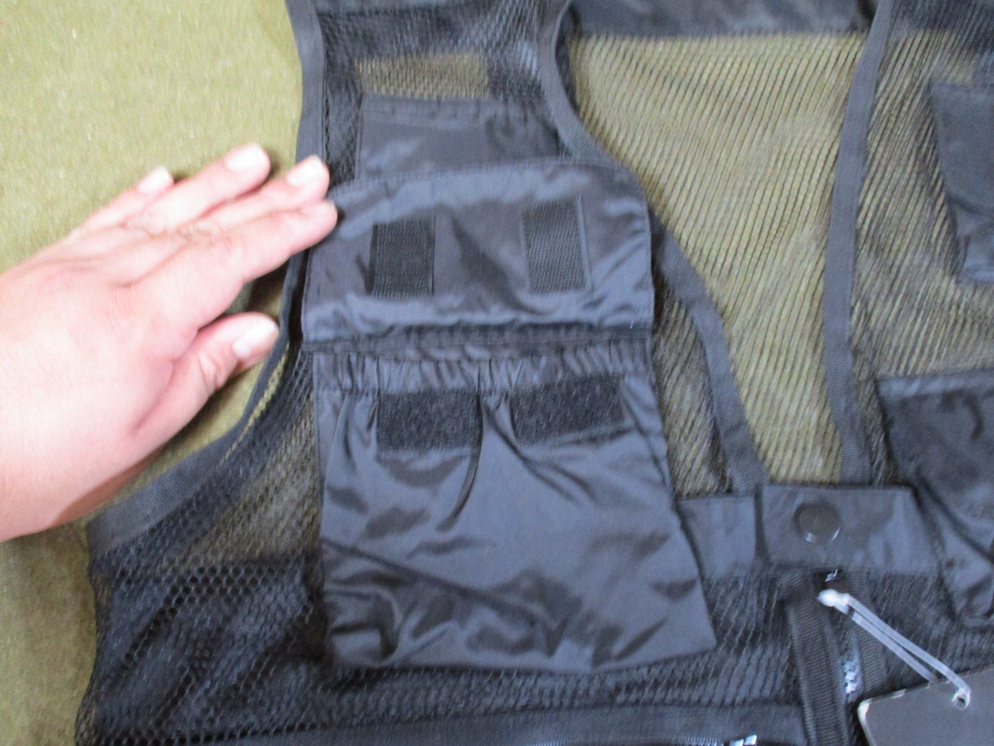 New Recon Tactical Utility Vest Black Size M Multi-Pocket Mesh Fishing Hunting