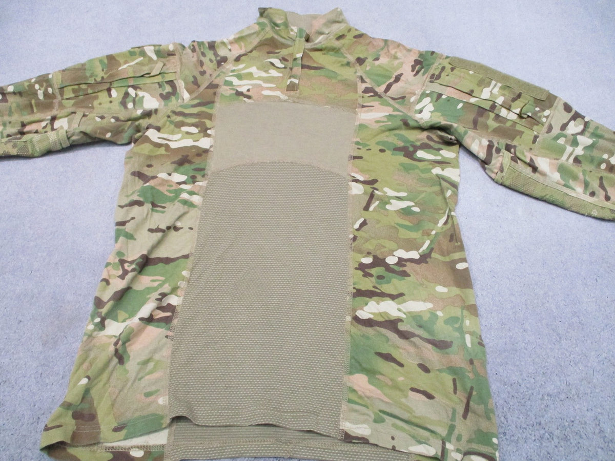 US Army Combat Shirt Flame Resistant Multicam Size Medium 1/4 Zipper OCP Used