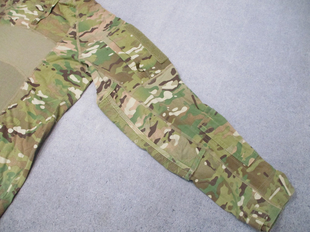 US Army Combat Shirt Flame Resistant Multicam Size Medium 1/4 Zipper OCP Used