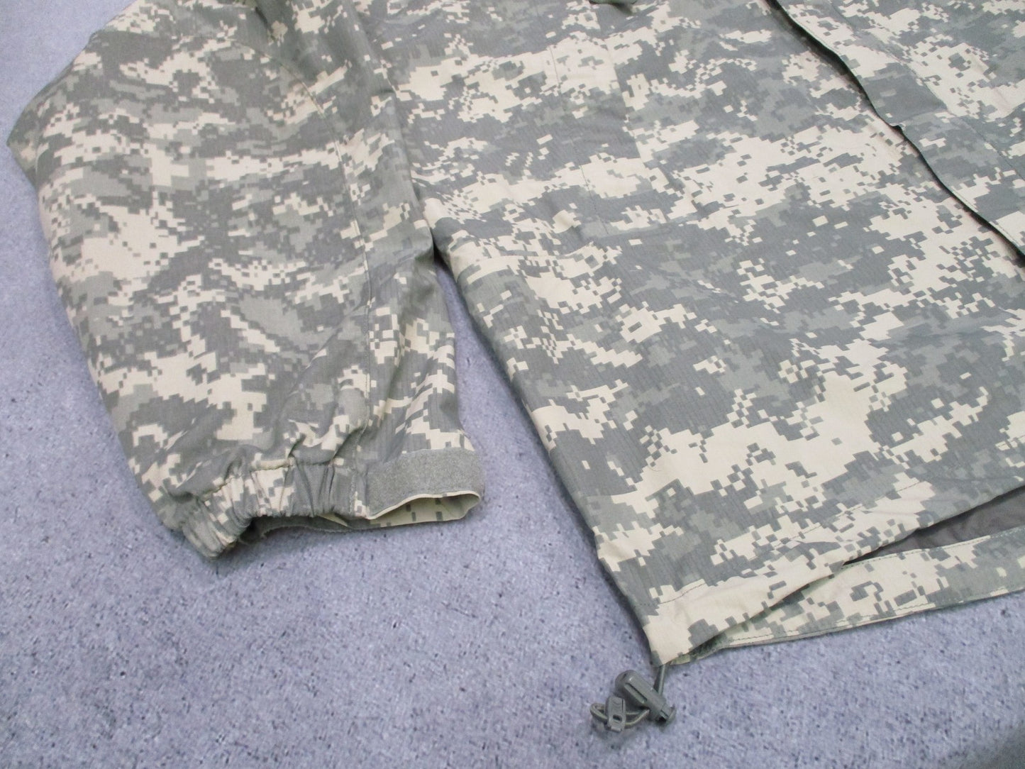 USGI ECWCS Gen III Level 6 Rain Jacket Parka UCP ACU Digital Large Long USED