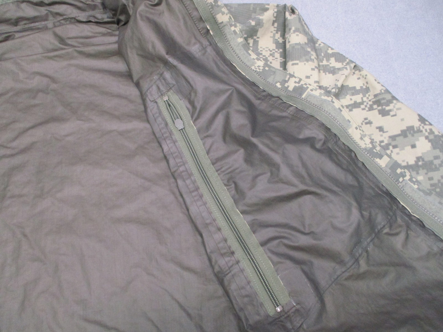 USGI ECWCS Gen III Level 6 Rain Jacket Parka UCP ACU Digital Large Long USED