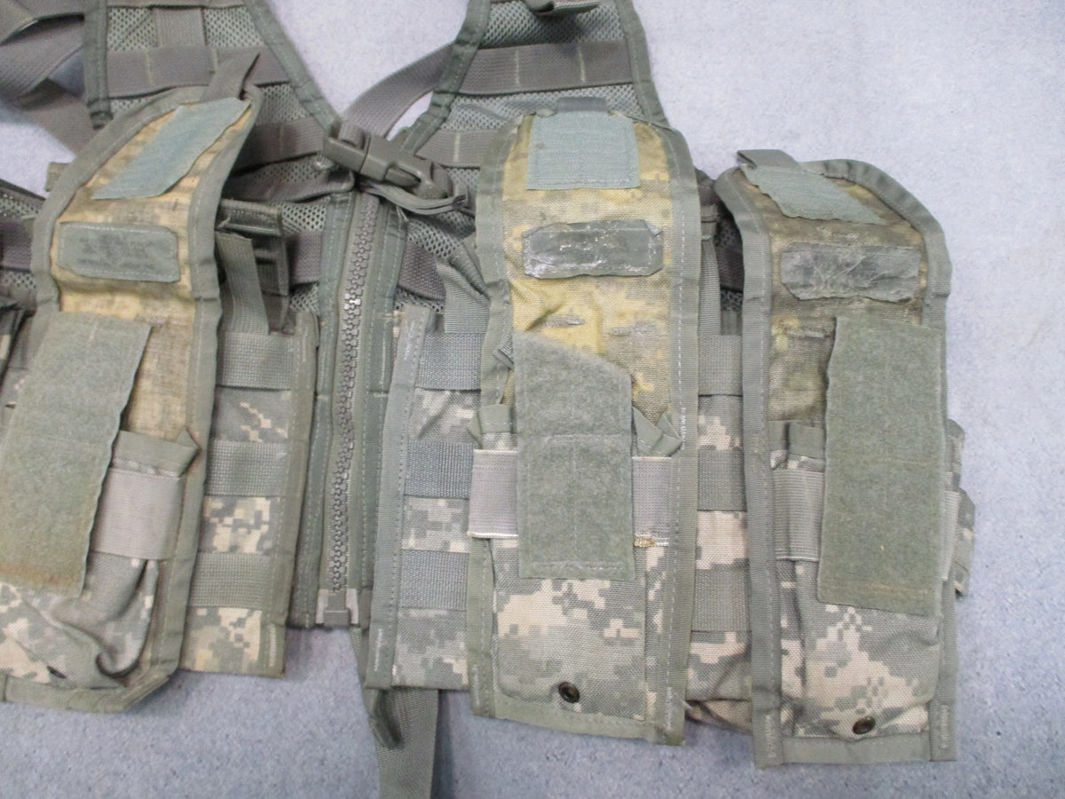 USGI MOLLE II FLC Vest Rifleman Set ACU UCP 9 Pouches Fighting Load Carrier