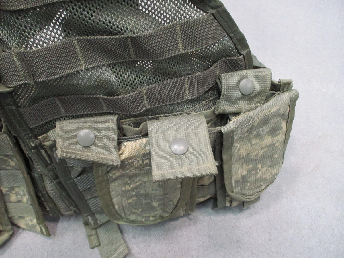 USGI MOLLE II FLC Vest Rifleman Set ACU UCP 9 Pouches Fighting Load Carrier