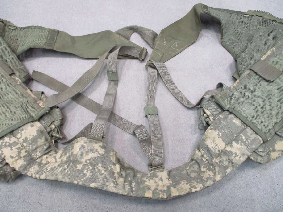 USGI MOLLE II FLC Vest Rifleman Set ACU UCP 9 Pouches Fighting Load Carrier