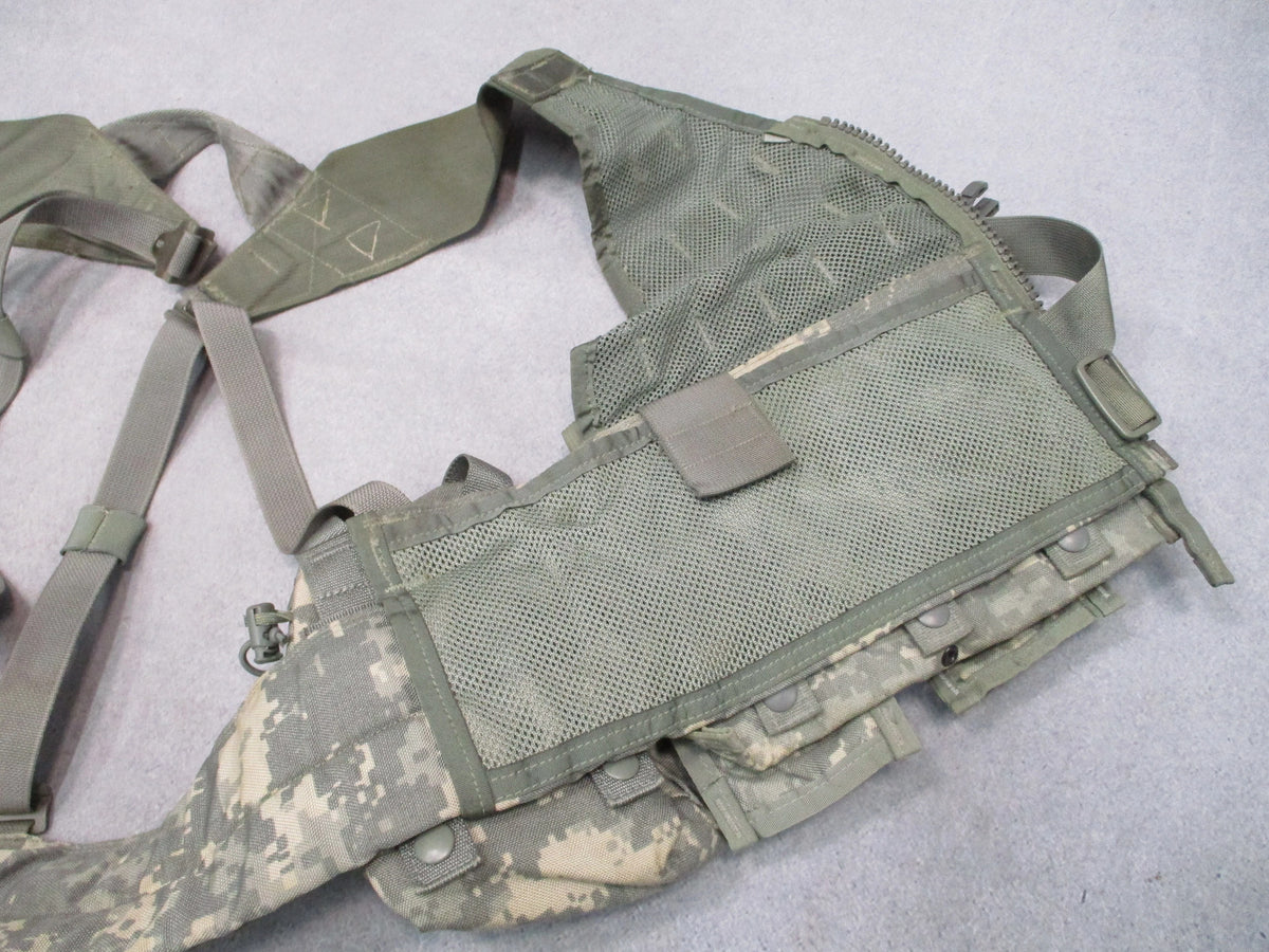 USGI MOLLE II FLC Vest Rifleman Set ACU UCP 9 Pouches Fighting Load Carrier