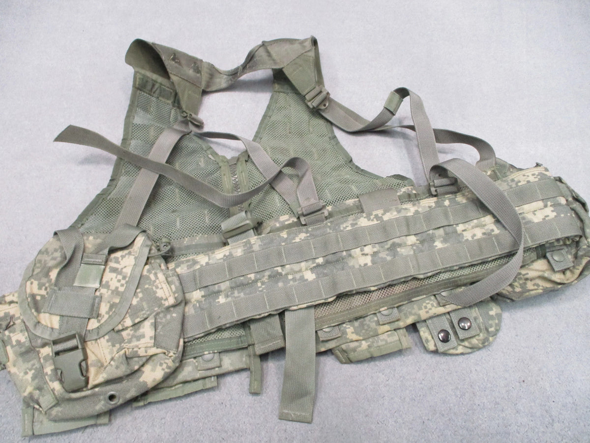 USGI MOLLE II FLC Vest Rifleman Set ACU UCP 9 Pouches Fighting Load Carrier