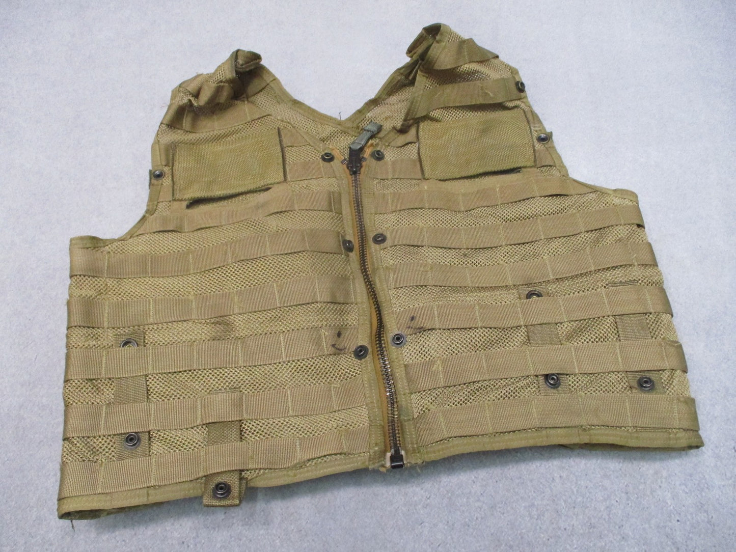 US Military Surplus CMU-36/P Survival Vest MOLLE Tactical Gear Tan