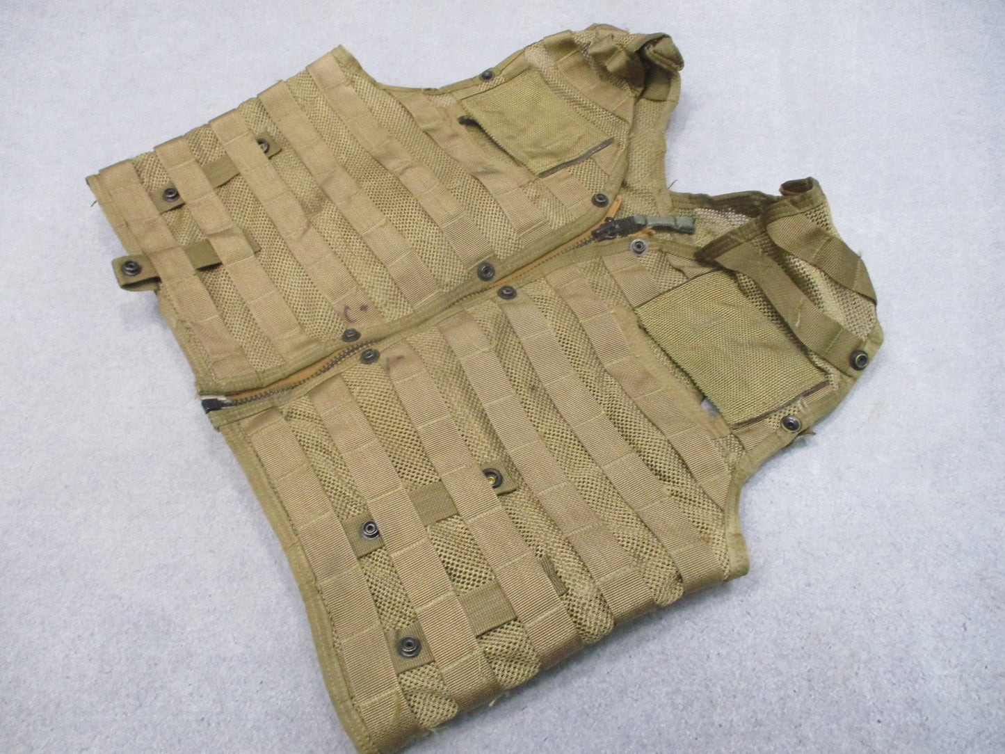 US Military Surplus CMU-36/P Survival Vest MOLLE Tactical Gear Tan