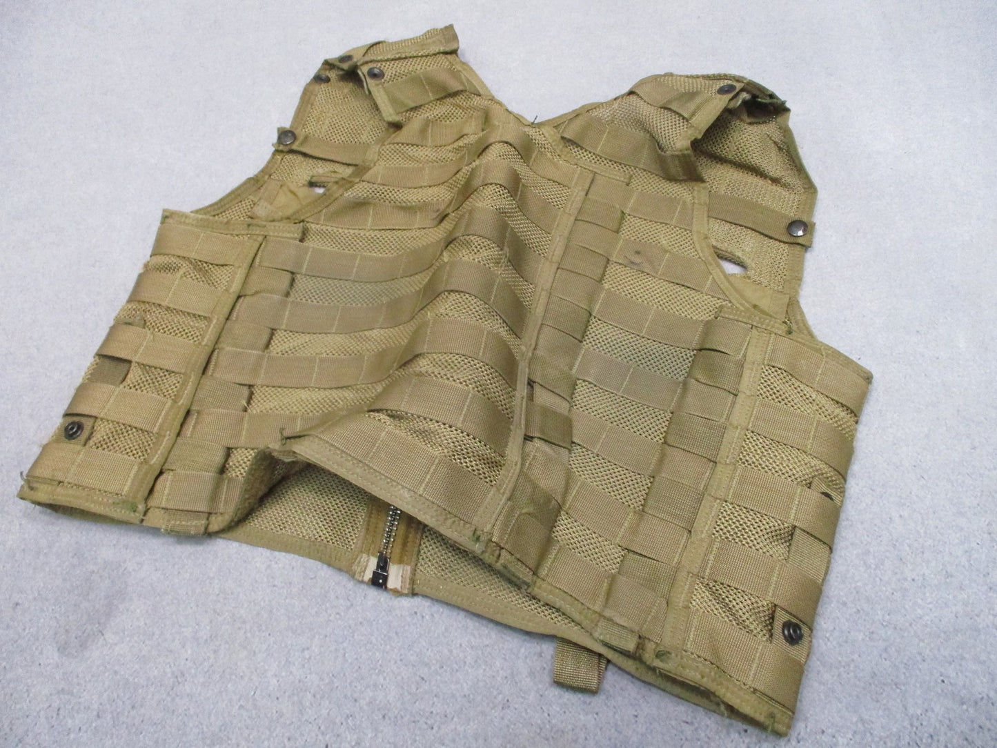 US Military Surplus CMU-36/P Survival Vest MOLLE Tactical Gear Tan