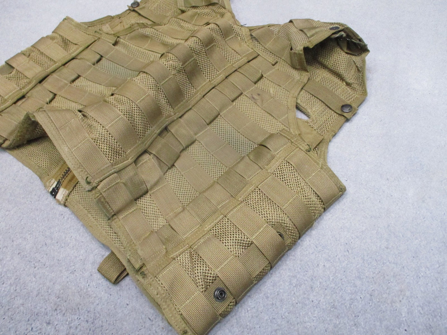 US Military Surplus CMU-36/P Survival Vest MOLLE Tactical Gear Tan