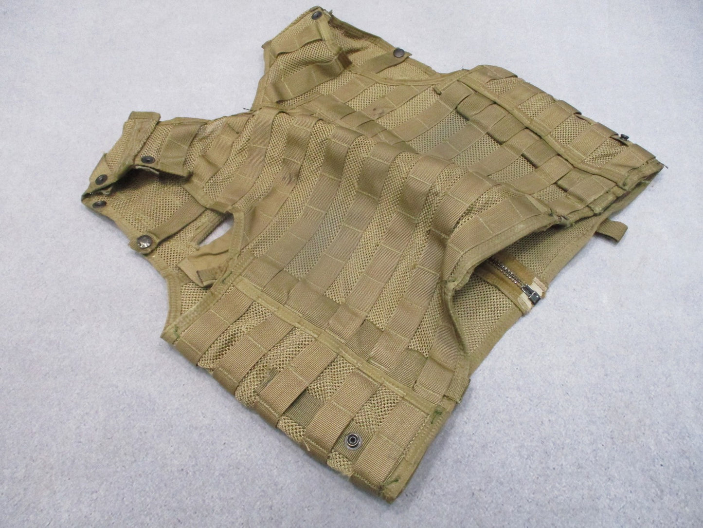 US Military Surplus CMU-36/P Survival Vest MOLLE Tactical Gear Tan