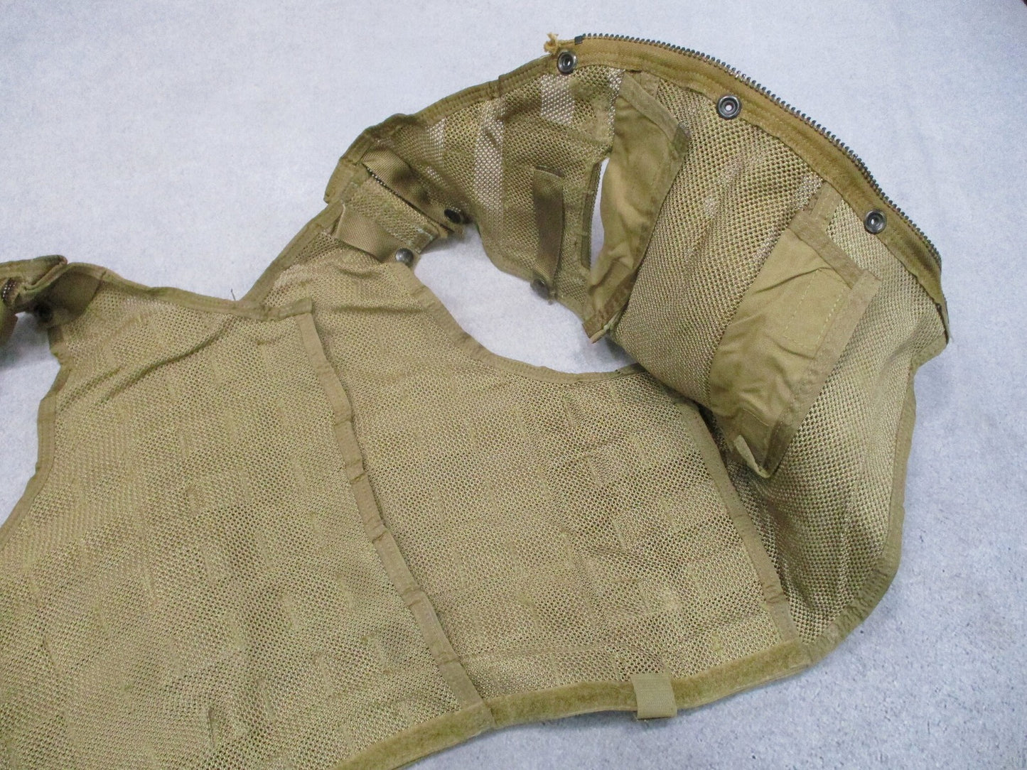 US Military Surplus CMU-36/P Survival Vest MOLLE Tactical Gear Tan