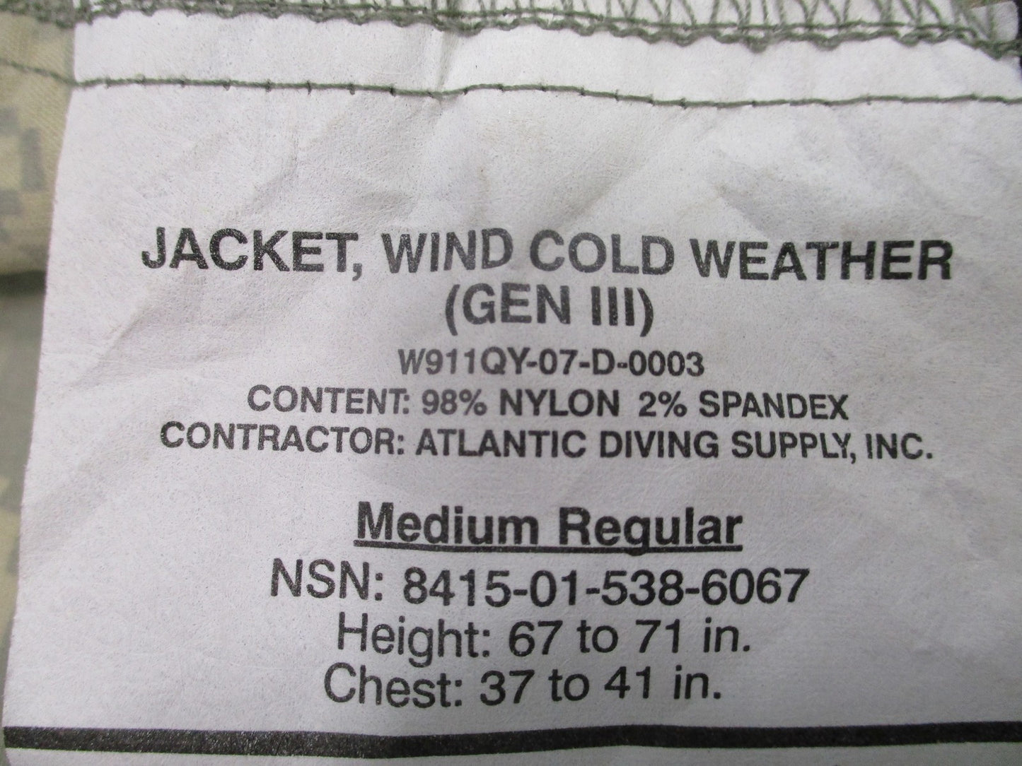US Military ECWCS Gen III Level 4 Wind Jacket Digital Camo Medium Regular