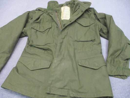 Vintage Alpha Industries M-65 Field Jacket OG-107 Olive Green Medium Regular