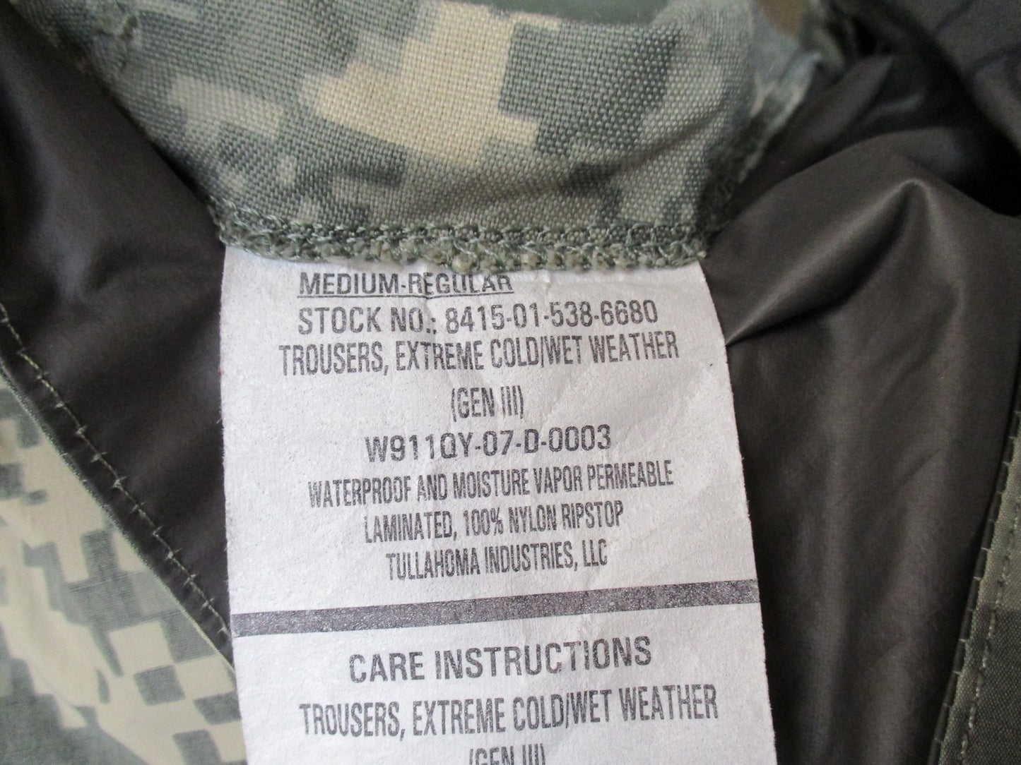 US ARMY RAIN PANTS WET WEATHER GEN III MEDIUM/REGULAR ACU DIGITAL UCP (NEW)