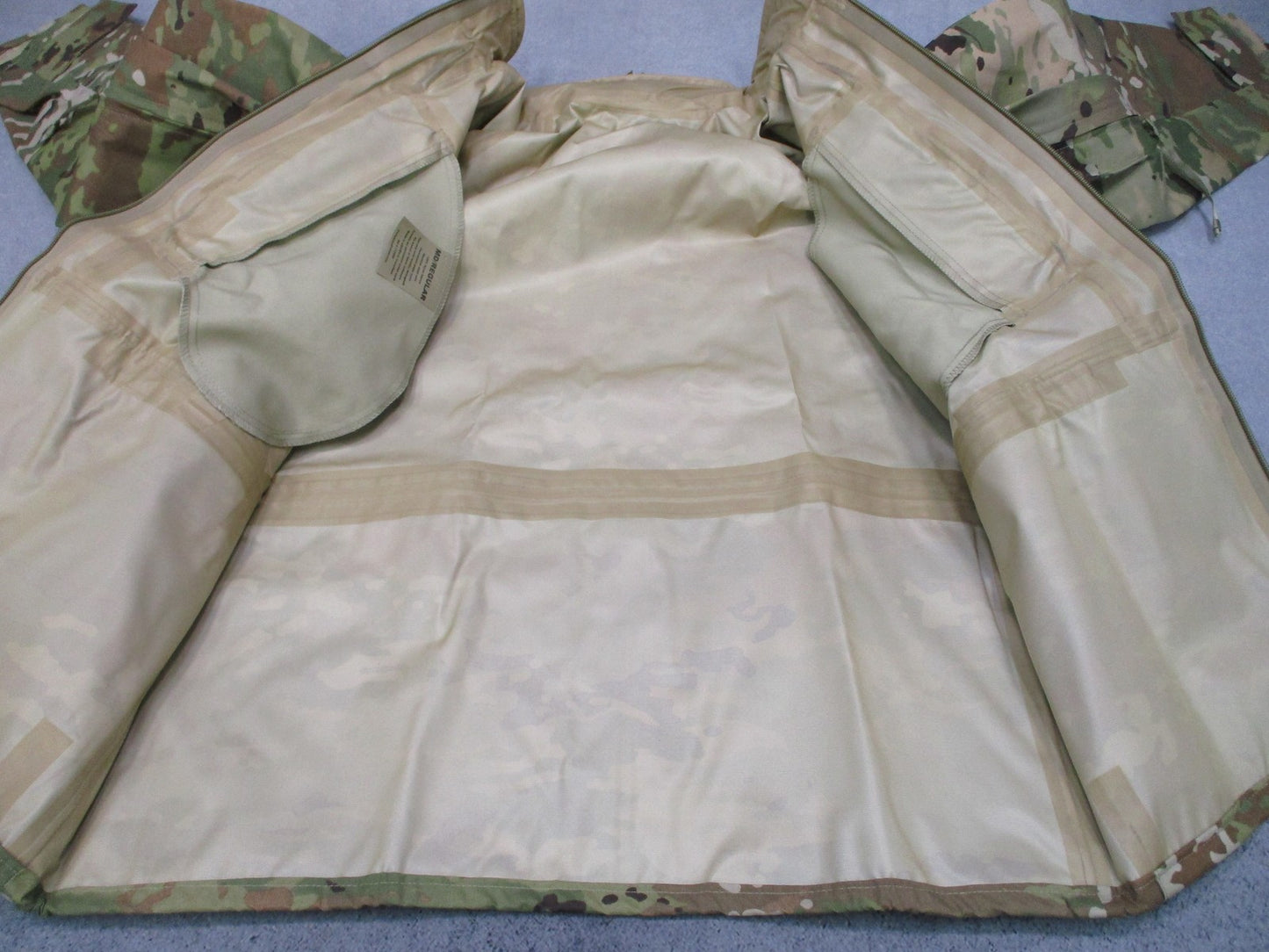 United Barricade APECS Scorpion Parka OCP Medium Regular USAF Jacket NWT