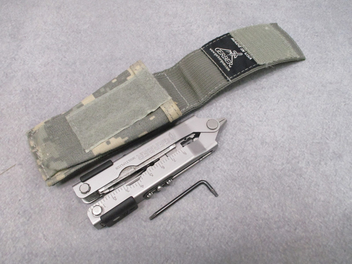 Gerber Multi-Plier 600 MP600 Multi-Tool w/ Tactical Sheath Made in USA