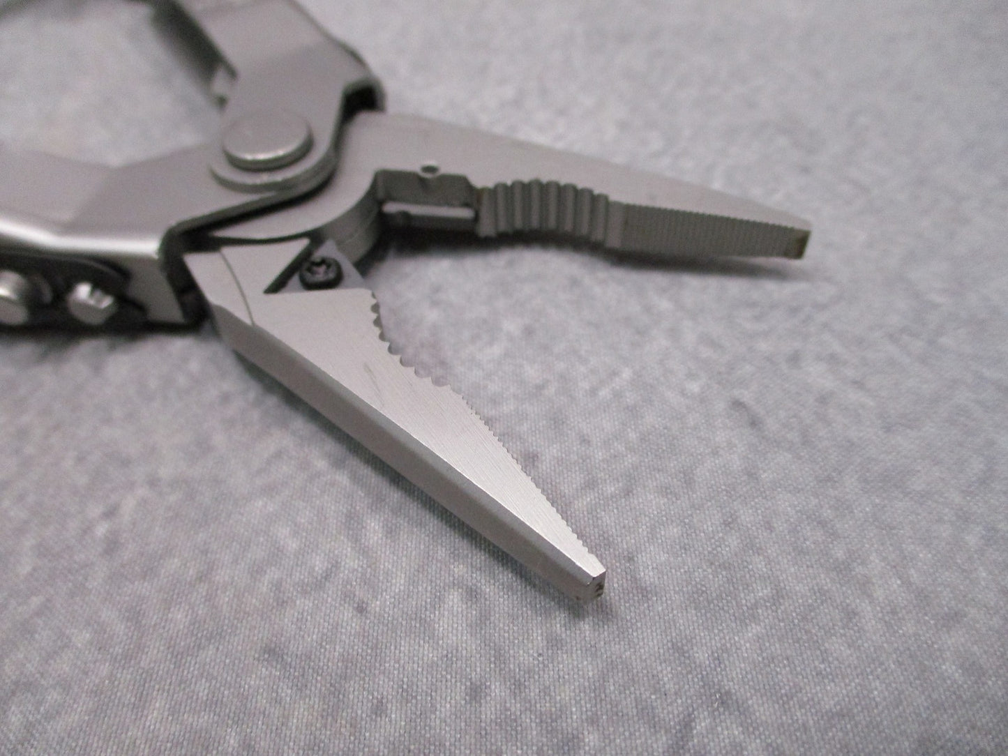Gerber Multi-Plier 600 MP600 Multi-Tool w/ Tactical Sheath Made in USA