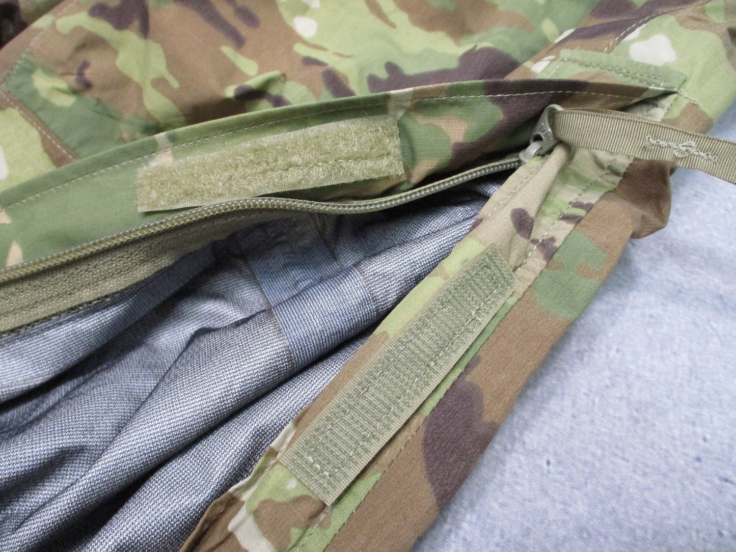 US Military Gen III Layer 6 OCP GORE-TEX Trousers Extreme Cold Weather Med-Reg