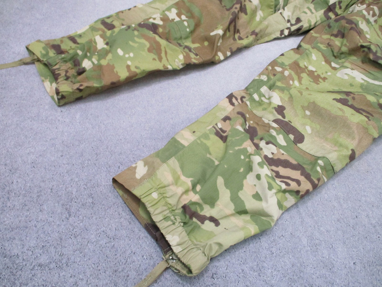 US Military Gen III Layer 6 OCP GORE-TEX Trousers Extreme Cold Weather Med-Reg