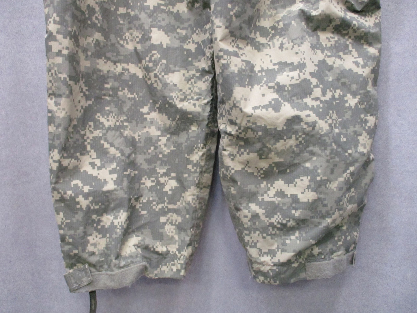 US Army ECWCS Gen III Level 6 Gore-Tex Trousers Digital Camo XL-Regular Gore-Tex