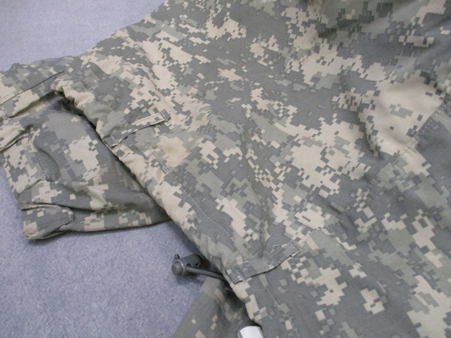 US Army ECWCS Gen III Level 6 Gore-Tex Trousers Digital Camo XL-Regular Gore-Tex