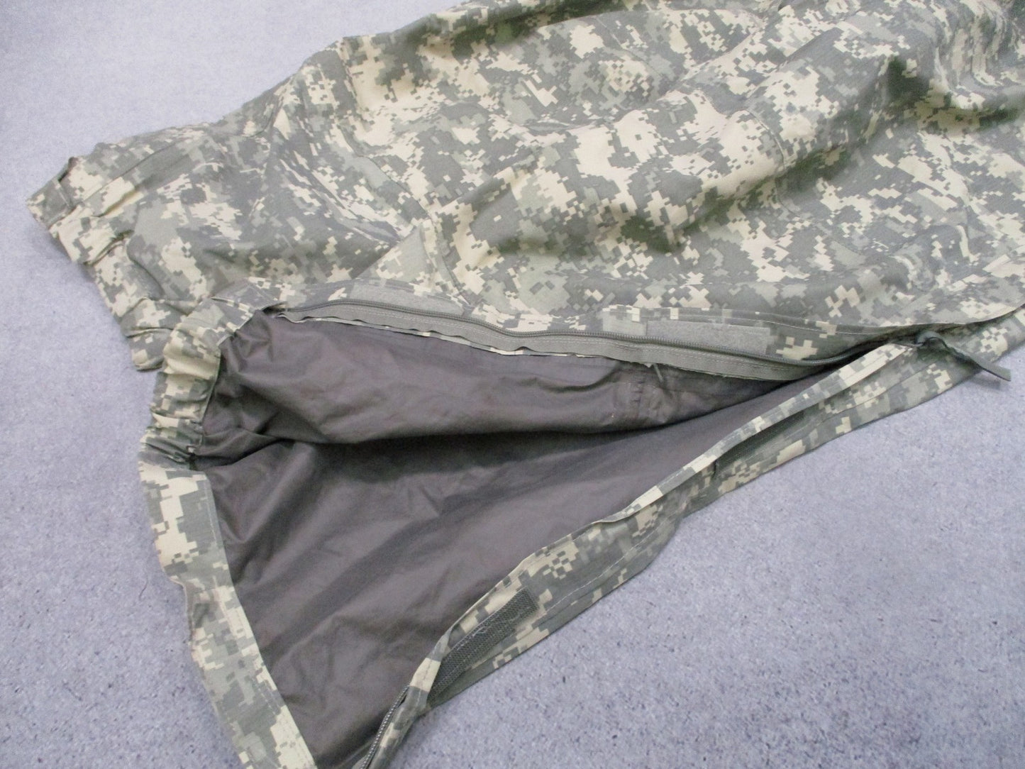 US Army ECWCS Gen III Level 6 Gore-Tex Trousers Digital Camo XL-Regular Gore-Tex