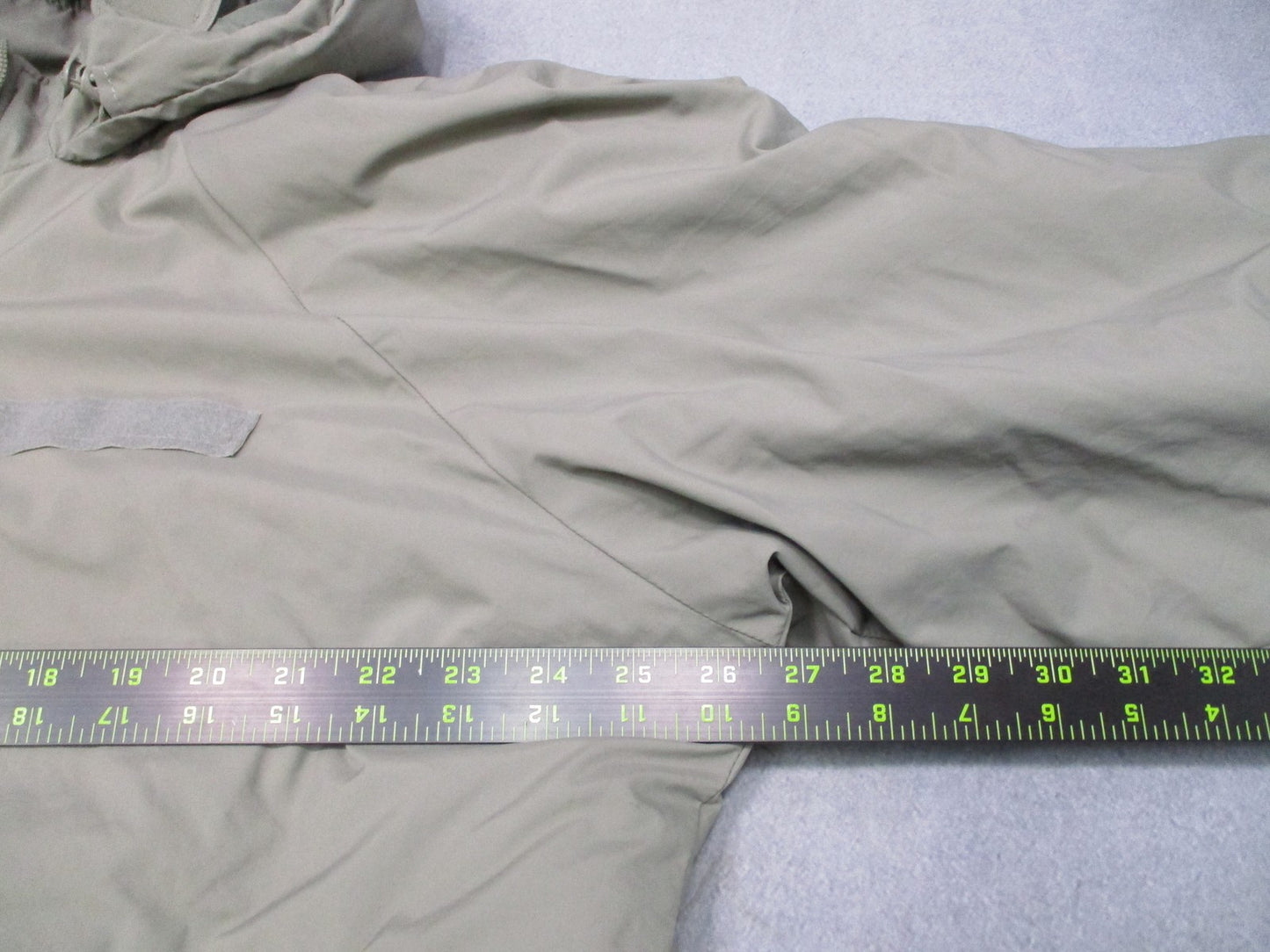 USGI Gen III Level 7 ECW Parka Medium Regular Urban Grey NSN 8415-01-538-6289