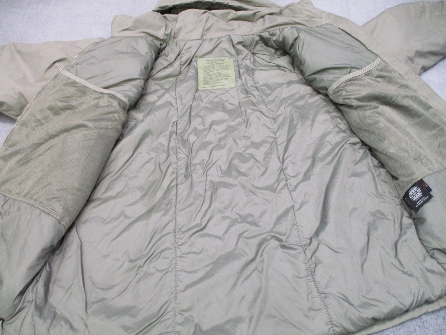 USGI Gen III Level 7 ECW Parka Medium Regular Urban Grey NSN 8415-01-538-6289