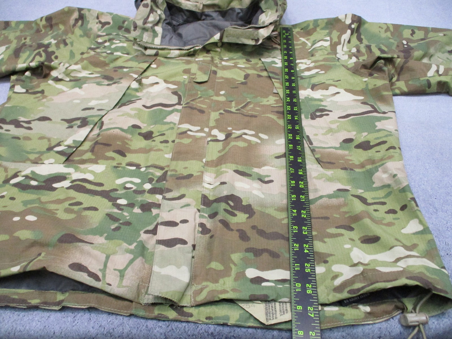 USED ARMY MULTICAM LEVEL 6 GORE-TEX JACKET MEDIUM/REGULAR COLD/WET WEATHER OCP