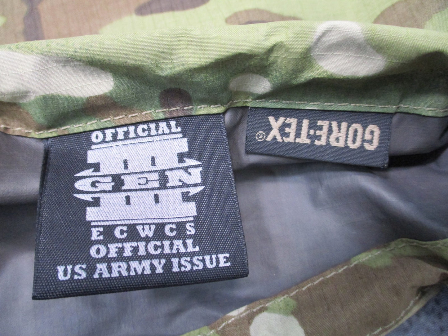 USED ARMY MULTICAM LEVEL 6 GORE-TEX JACKET MEDIUM/REGULAR COLD/WET WEATHER OCP