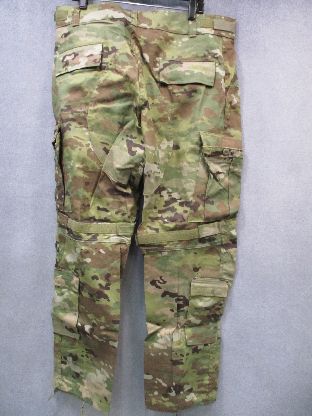 ARMY ADVANCED COMBAT PANTS W/ CRYE KNEE PAD SLOTS LARGE/REGULAR SCORPION OCP