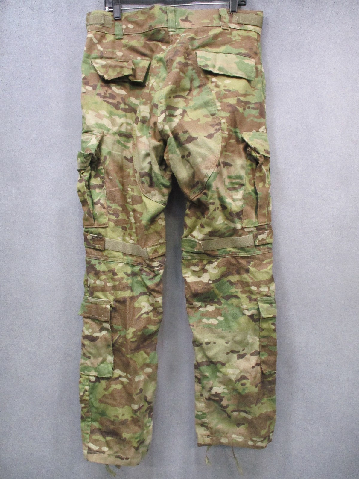 USED ARMY ADVANCED COMBAT PANTS W/ CRYE KNEE PAD SLOTS MEDIUM/LONG MULTICAM OCP