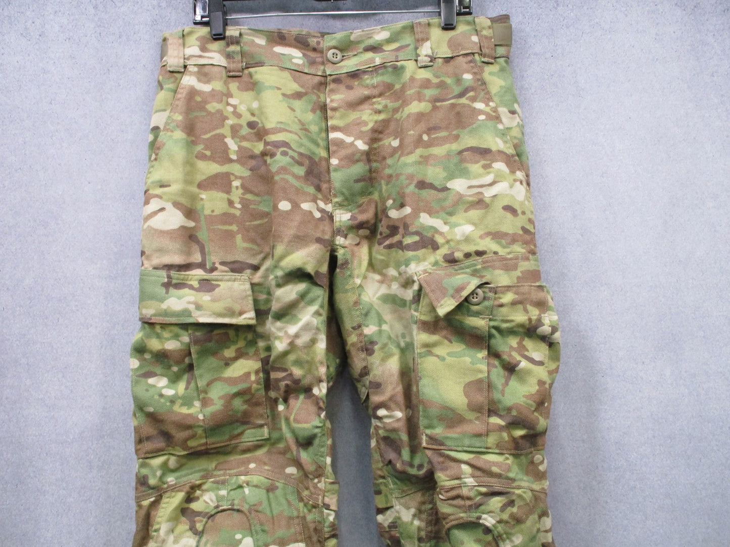 USED ARMY ADVANCED COMBAT PANTS W/ CRYE KNEE PAD SLOTS MEDIUM/LONG MULTICAM OCP