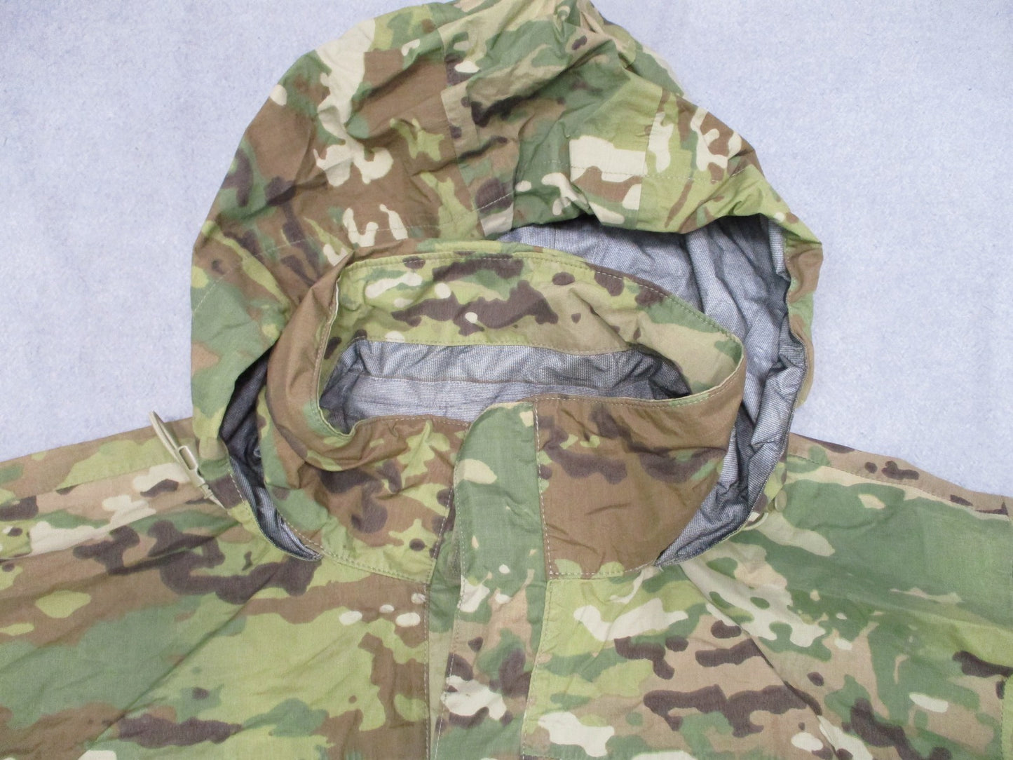 USED ARMY OCP COLD/WET WEATHER JACKET GEN III LEVEL 6 SCORPION TOP MEDIUM/REG