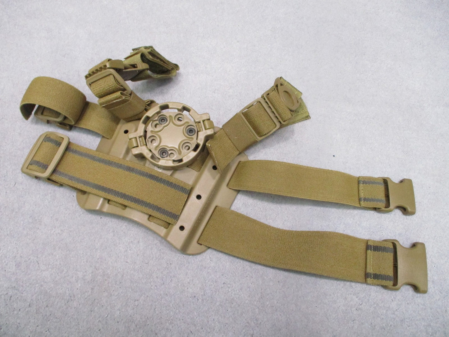 Blackhawk C1370 Drop Leg Platform Tan Tactical Modular Leg Rig Coyote Brown