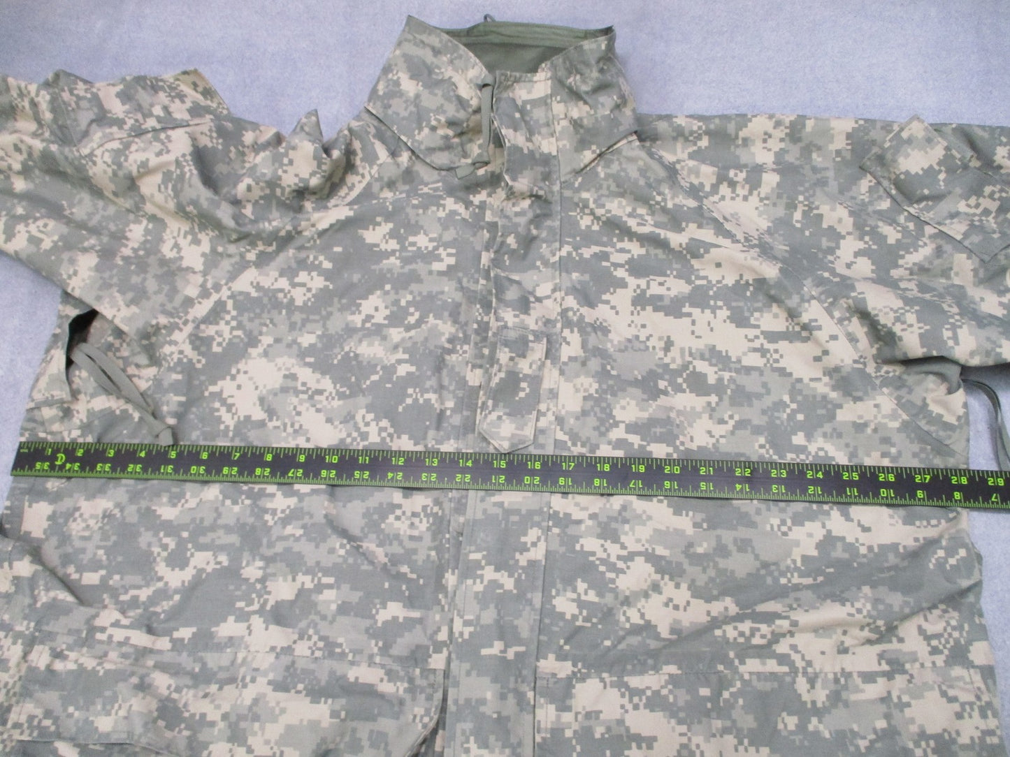 ARMY ISSUE ACU DIGITAL GORE-TEX JACKET COLD/WET WEATHER PARKA X-LARGE/LONG USED