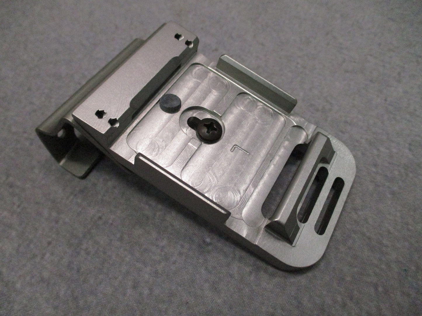 New ACH Helmet NVG Lever Mount Rhino Bracket Base Plate Shroud One Hole