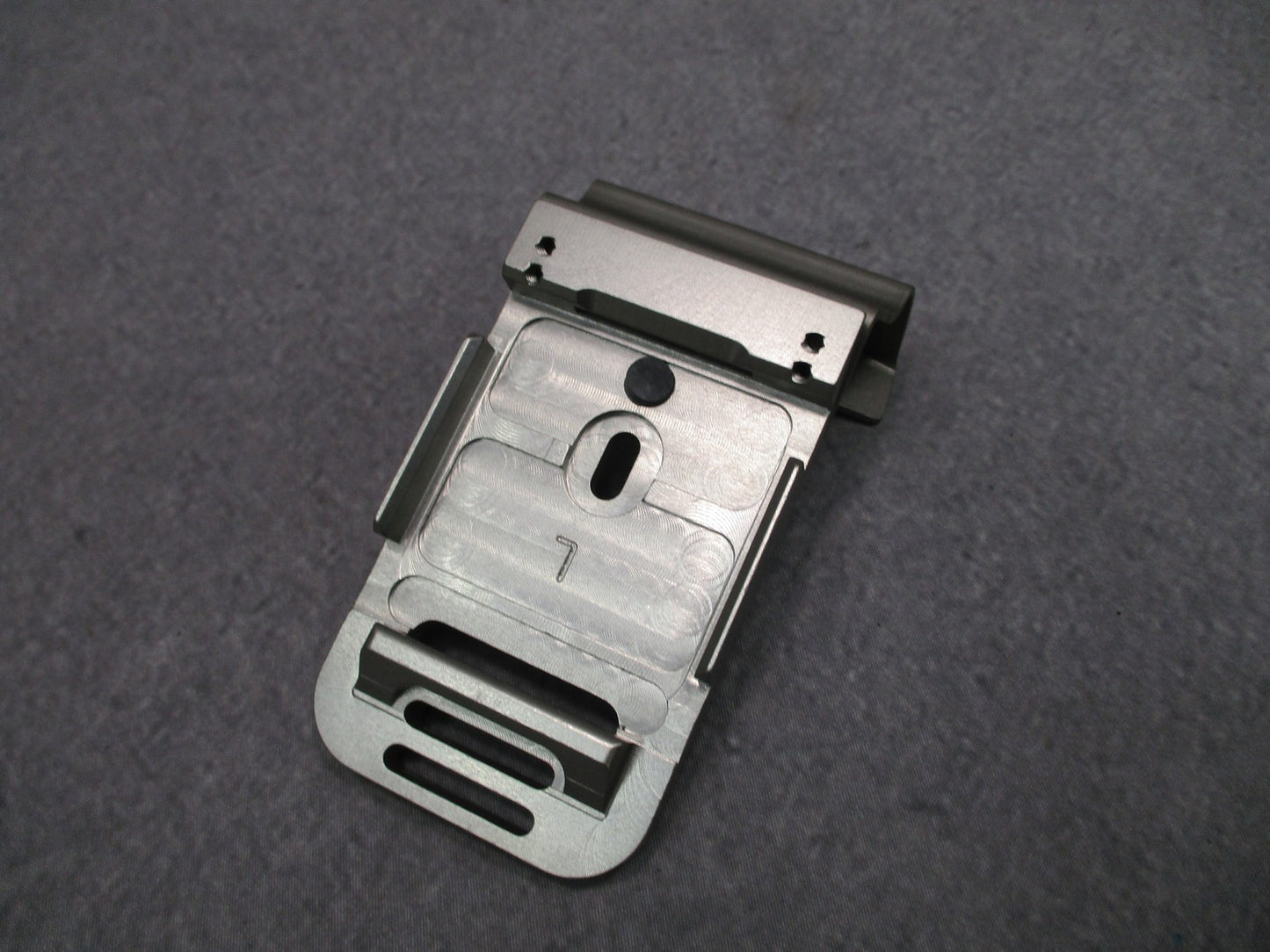 New ACH Helmet NVG Lever Mount Rhino Bracket Base Plate Shroud One Hole