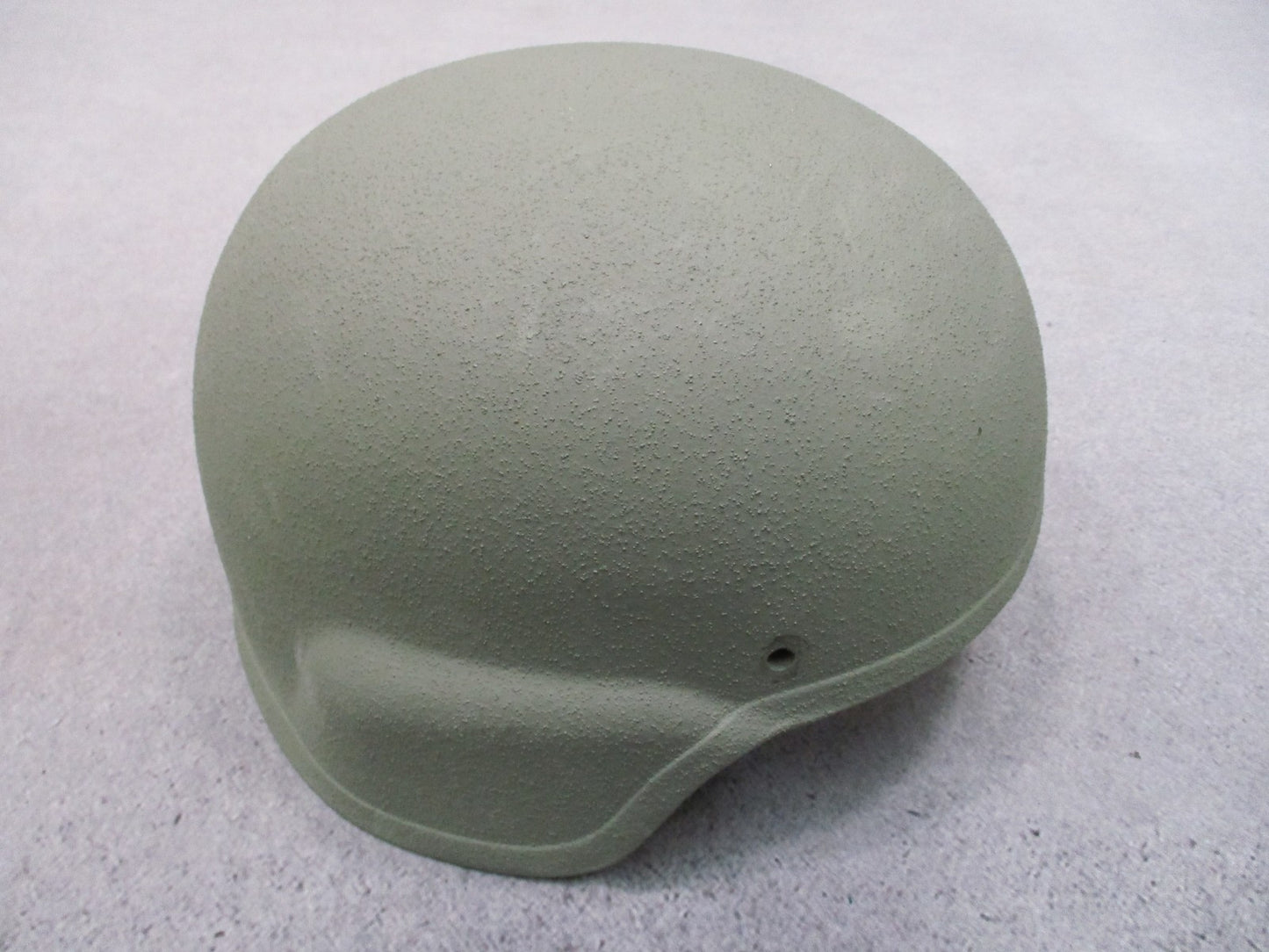 BAE ARMY ADVANCED COMBAT HELMET MADE W/ KEVLAR ACH MEDIUM 8470-01-523-0070 USED